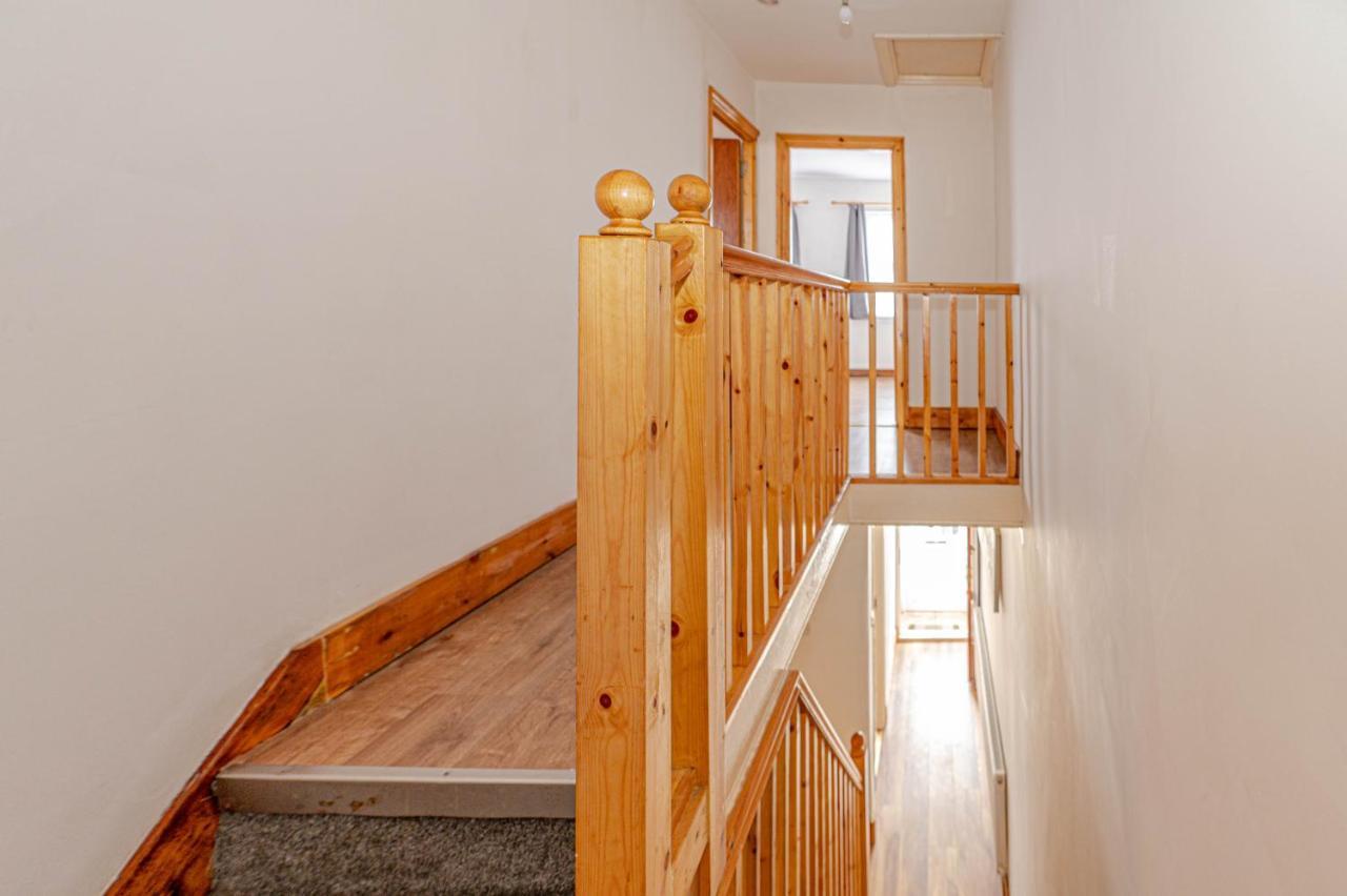 Beautiful 4 Bedrooms House, 7 Walk To Train Station Stadtteil Plumstead Exterior foto